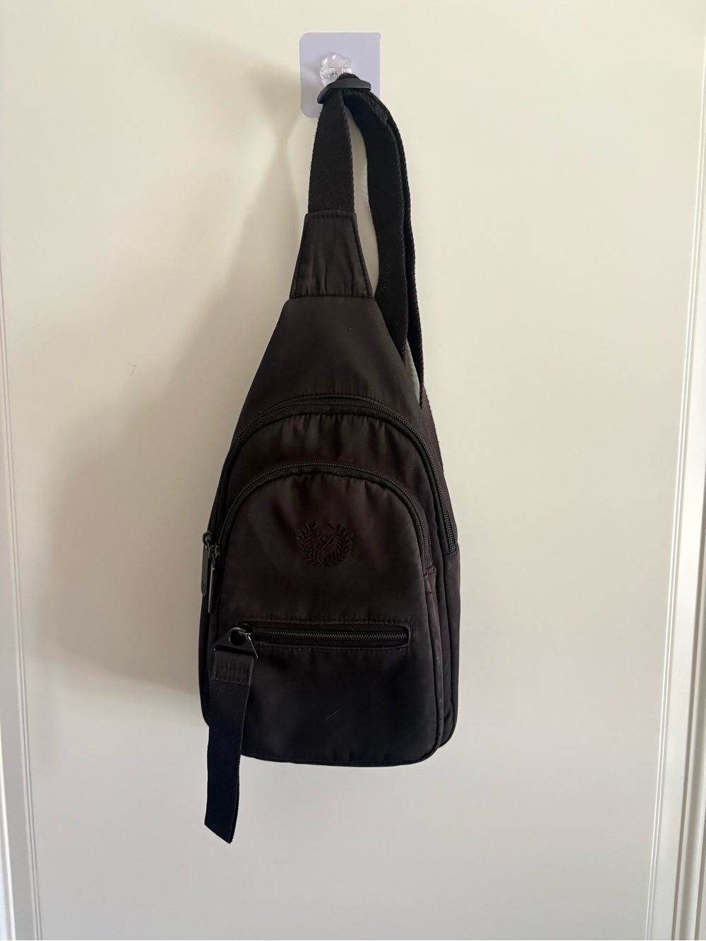 Victoria’s Secret Pink sling bag